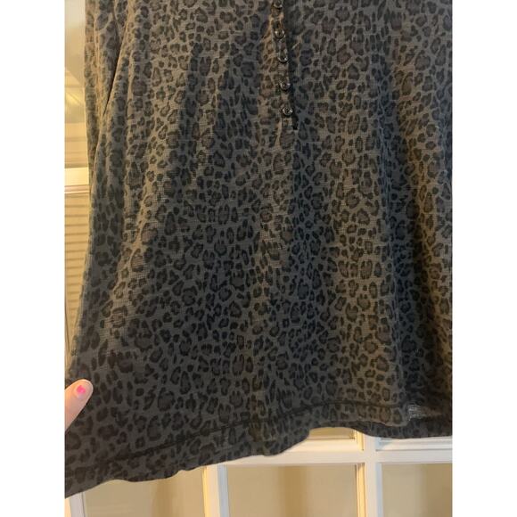 Lauren jeans leopard print long sleeve blouse animal print patterned shirt SZ M - Picture 2 of 6